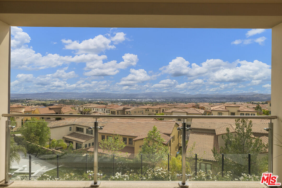 20168 Cromwell Way Porter Ranch, CA 91326 - Photo 40 of 75