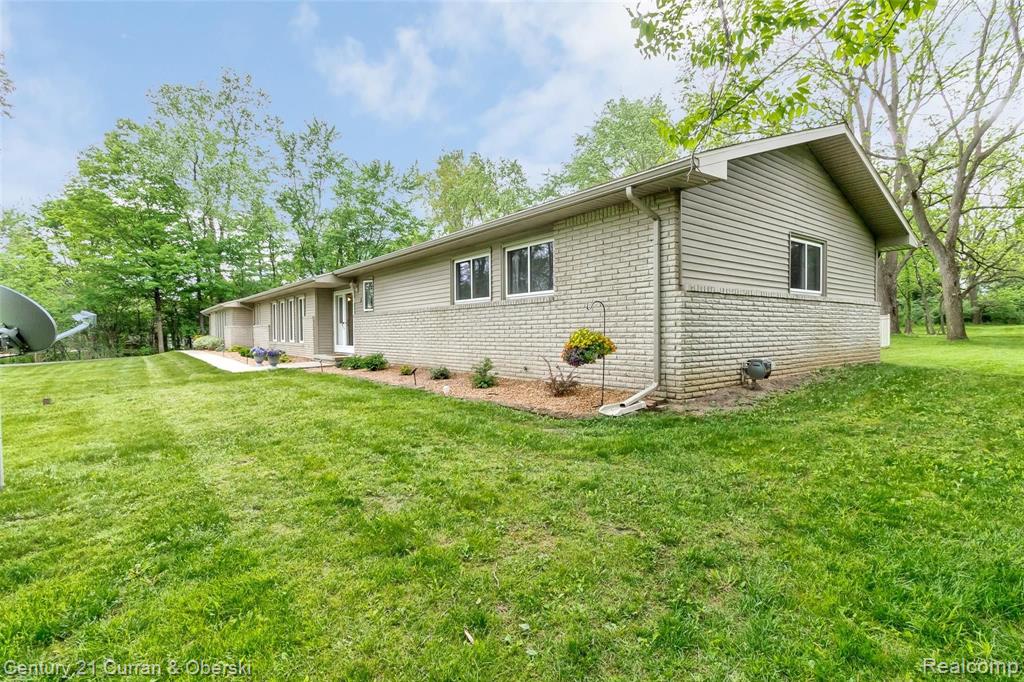 28735 Salem Road Farmington, MI 48334 - Photo 41 of 42