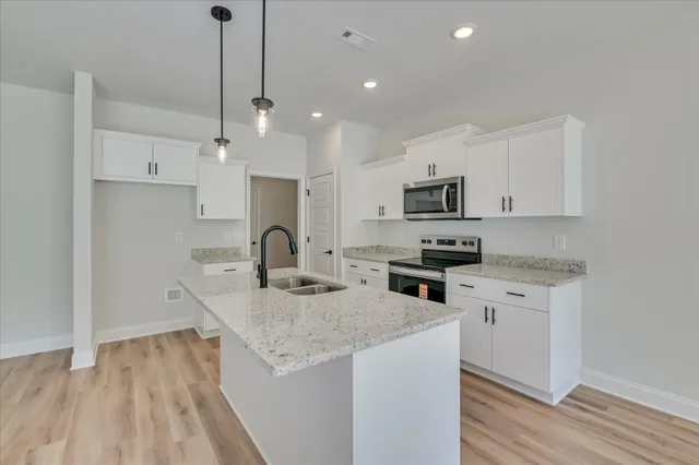 $315,400 | 122 Willow Oak Circle, Thomson, GA 30824