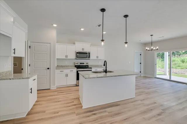 $315,400 | 122 Willow Oak Circle, Thomson, GA 30824