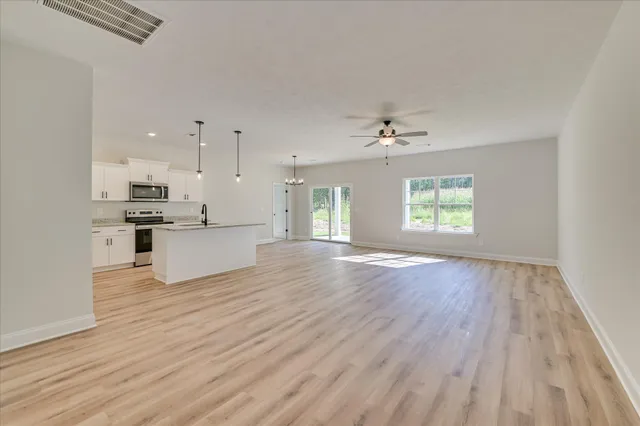 $315,400 | 122 Willow Oak Circle, Thomson, GA 30824