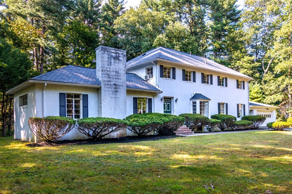 22 Arrowhead Road Weston, MA 02493 - Photo 1 of 15