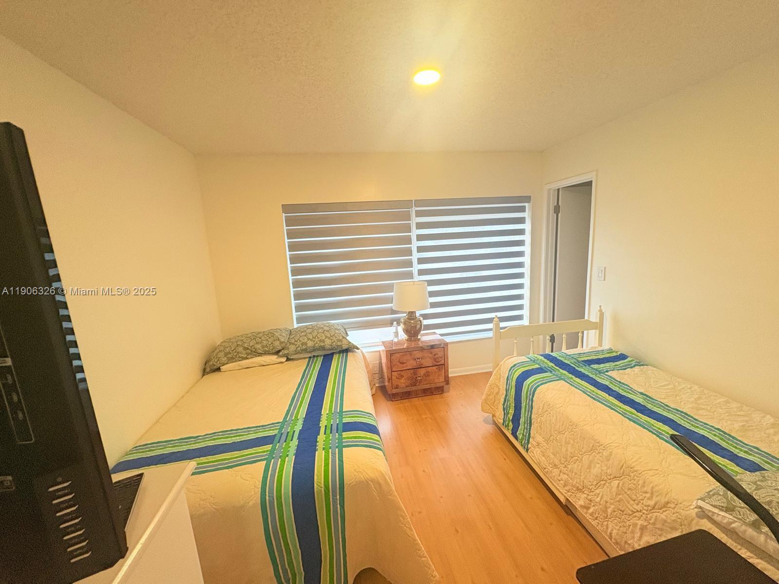 927 Northwest 106th Ave Circle Miami, FL 33172 - Photo 11 of 24 a view of a balcony with a sink