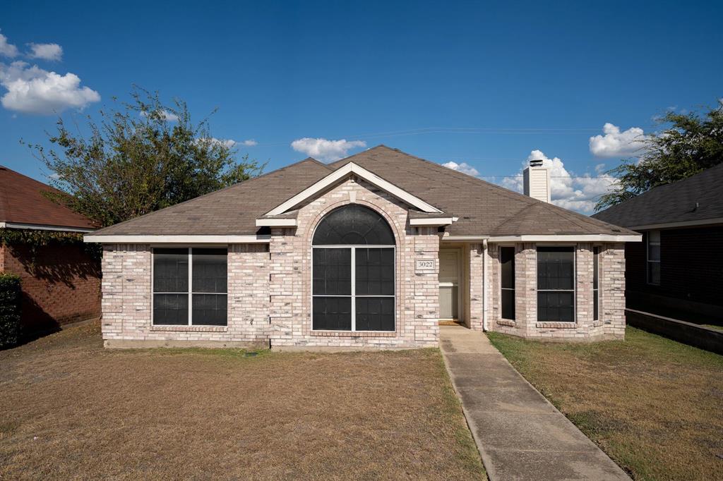 4835 Berridge Lane Dallas, TX 75227 - Photo 2 of 10 front view of a house