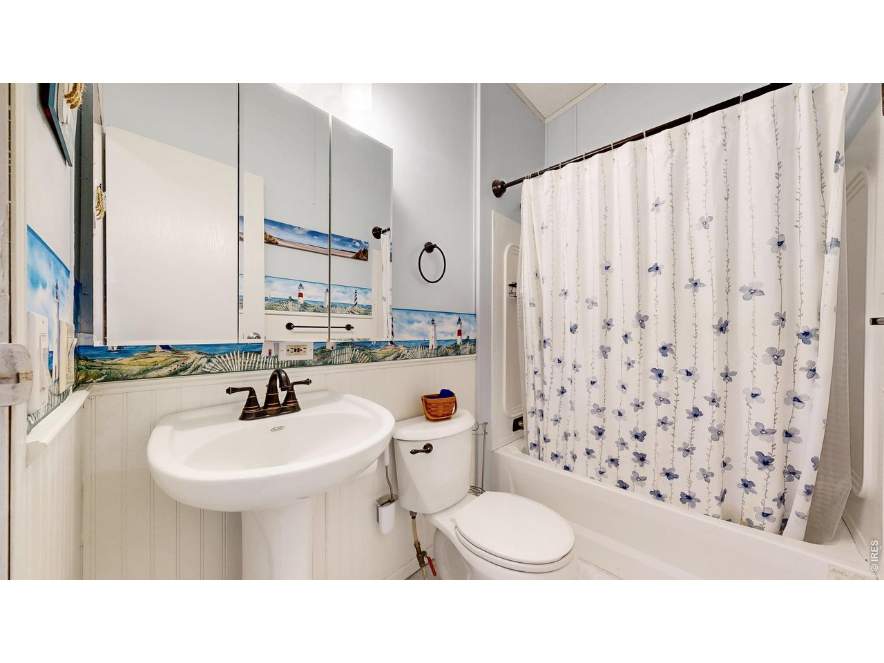1663 Jade Drive, Unit 151 Loveland, CO 80537 - Photo 10 of 13 Guest Bathroom