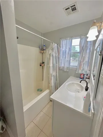 $165,000 | 842 South Bayou Des Glaises Road, Moreauville, LA 71355