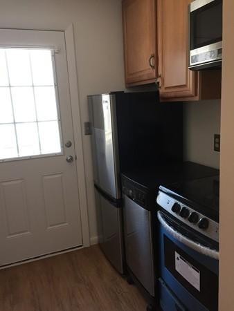 7-9 Clinton Street, Unit 4 Haverhill, MA 01830 - Photo 8 of 14