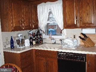 519 Ridley Circle Morton, PA 19070 - Photo 3 of 6 Gallery Image 3
