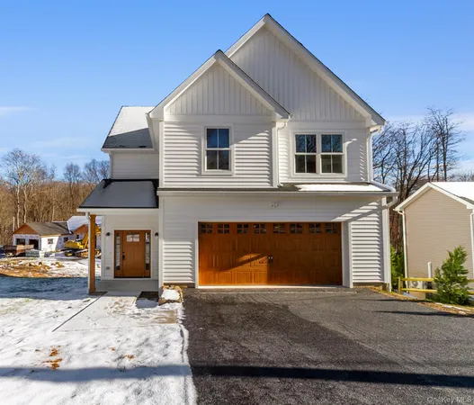 $742,000 | 4 Eastview Court, Brewster, NY 10509