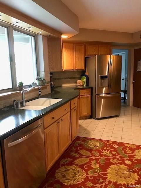 1227 Baker Road Fenton, MI 48430 - Photo 9 of 32 Baker 1227 02.jpg