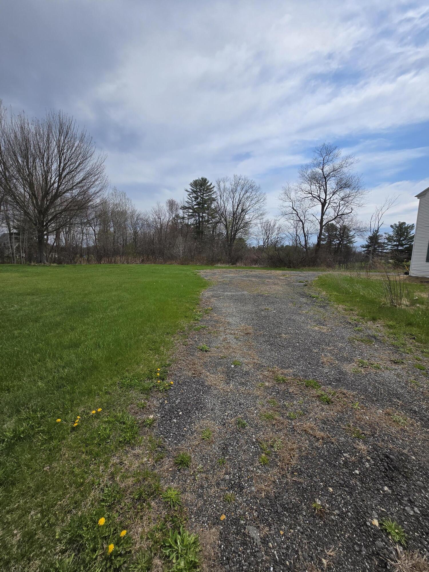 51 North Parish Road Turner, ME 04282 - Photo 5 of 32 20260504_104052