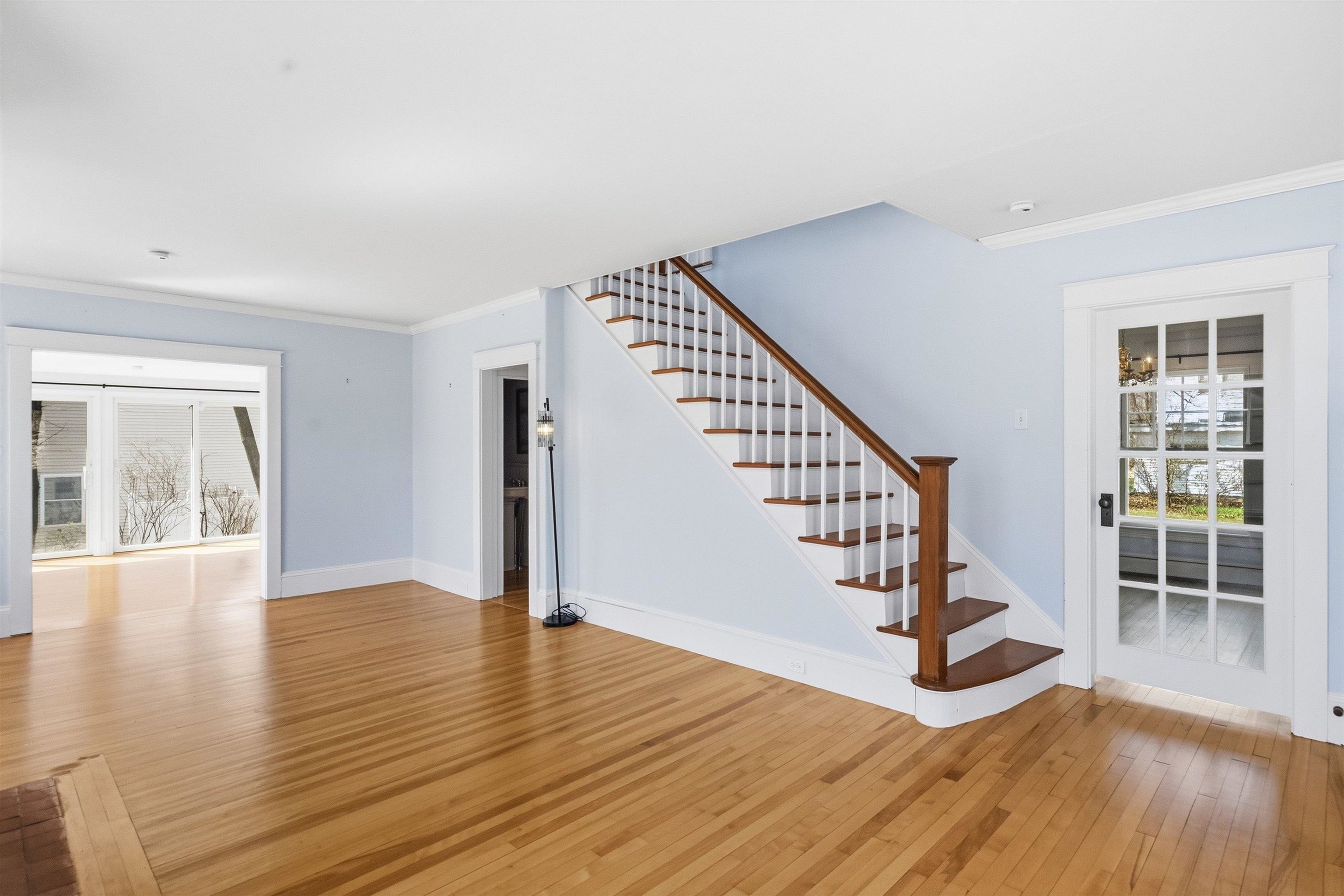 198 Linden Street Manchester, NH 03104 - Photo 23 of 60
