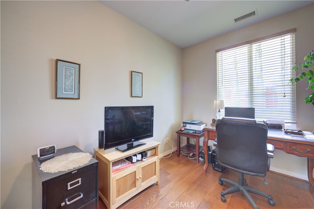 1090 Muscat Court Templeton, CA 93465 - Photo 16 of 38