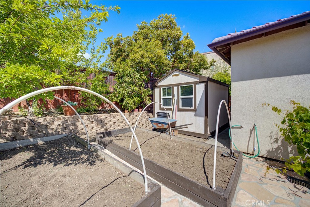 1090 Muscat Court Templeton, CA 93465 - Photo 33 of 38