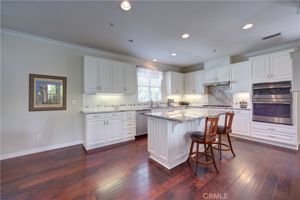 1090 Muscat Court Templeton, CA 93465 - Photo 5 of 38