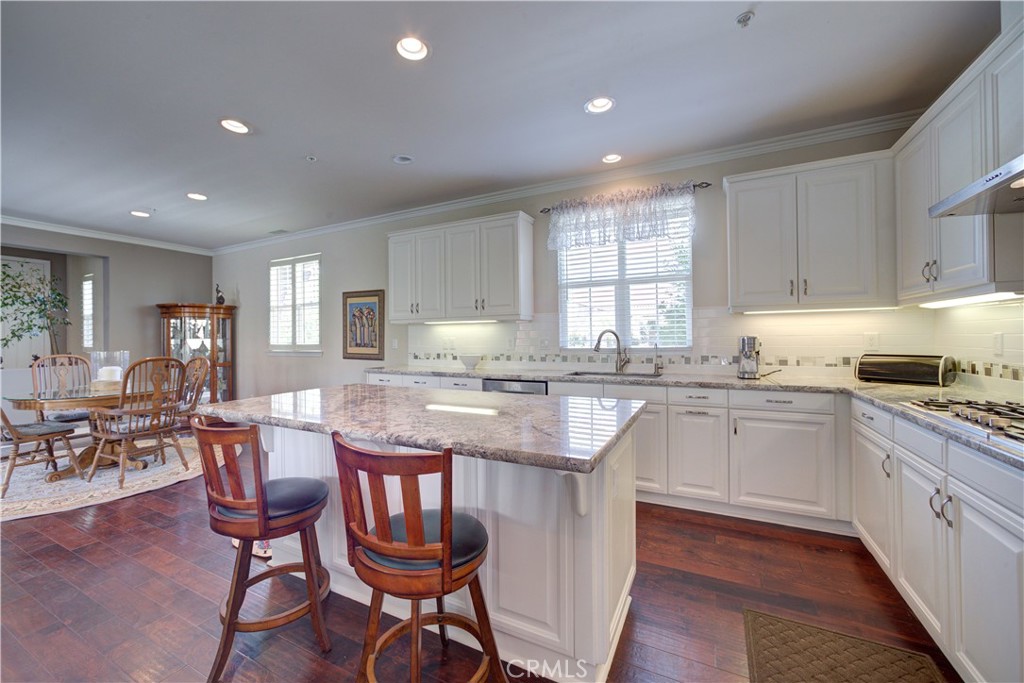 1090 Muscat Court Templeton, CA 93465 - Photo 10 of 38