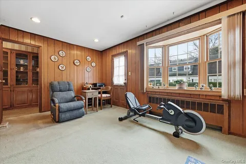 $1,485,000 | 8 Andover Court, Garden City, NY 11530