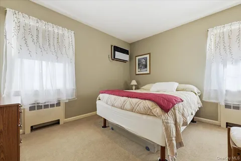 $1,485,000 | 8 Andover Court, Garden City, NY 11530