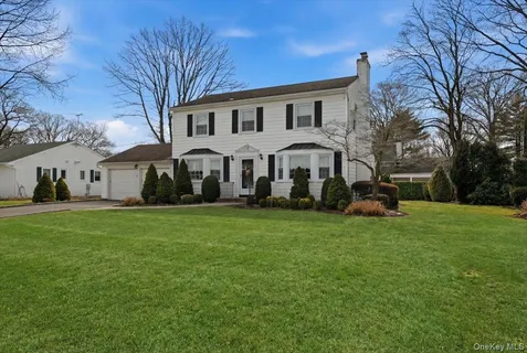 $1,485,000 | 8 Andover Court, Garden City, NY 11530