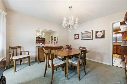 $1,485,000 | 8 Andover Court, Garden City, NY 11530