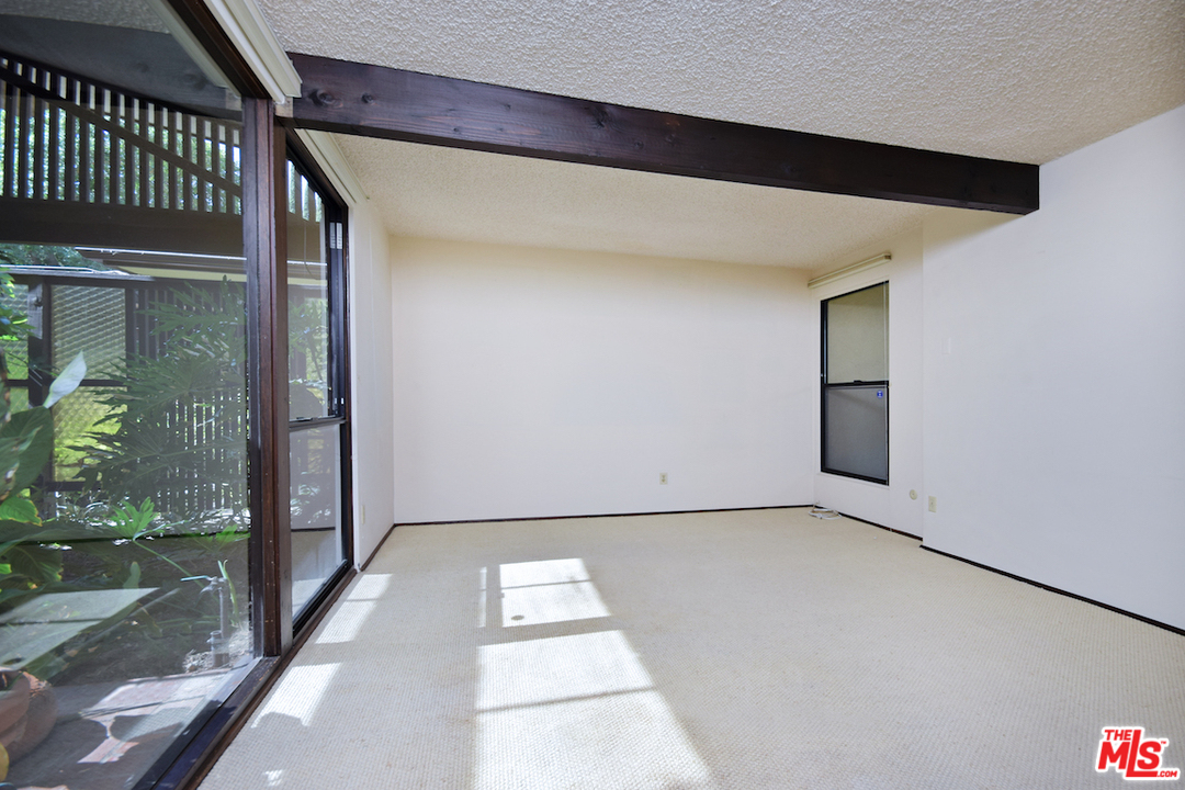 18706 Edleen Drive Tarzana, CA 91356 - Photo 42 of 54