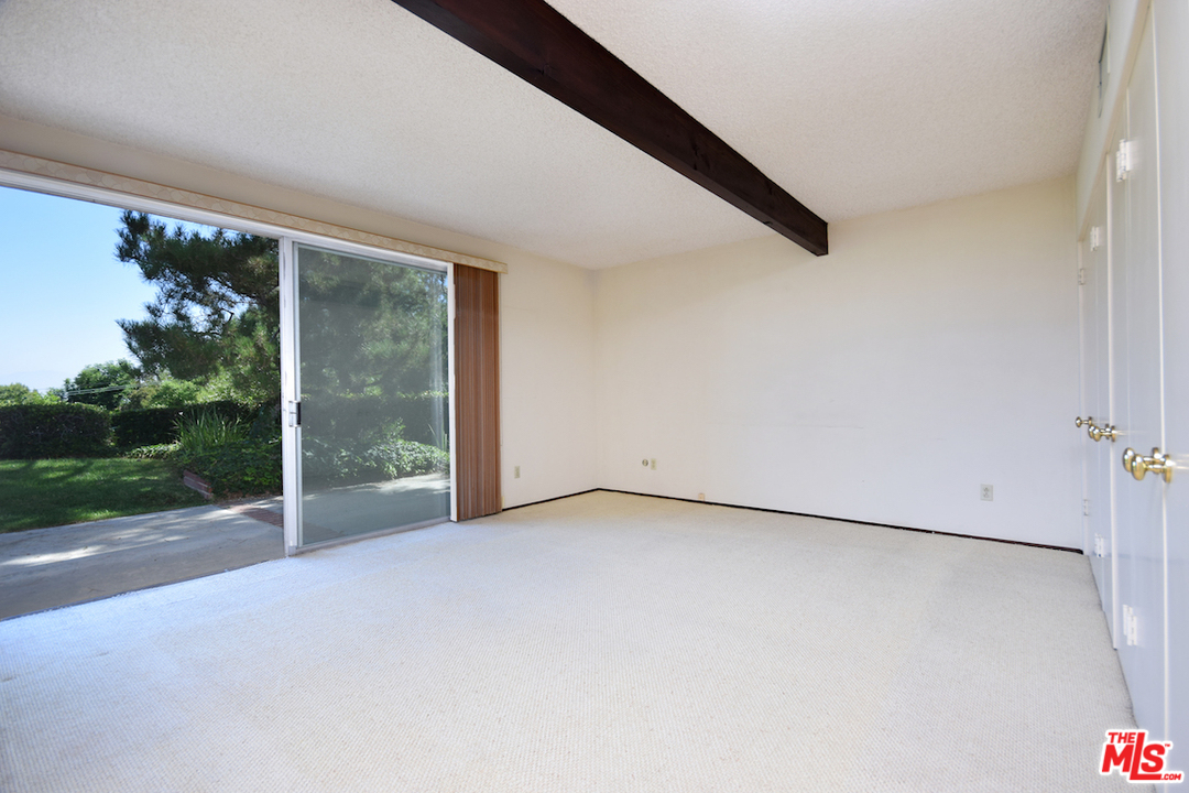 18706 Edleen Drive Tarzana, CA 91356 - Photo 49 of 54