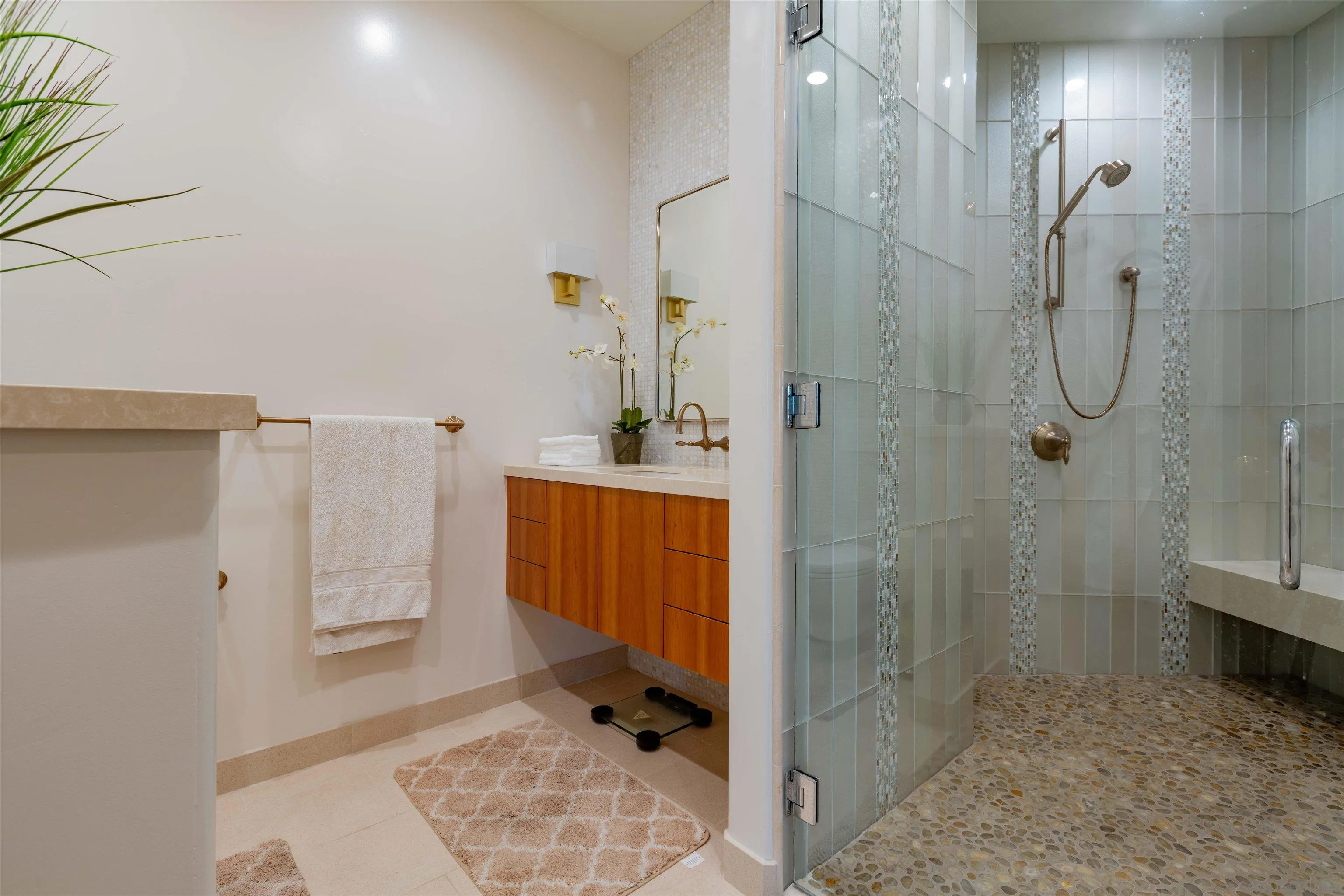 17676 Vista Rancho Court Rancho Santa Fe, CA 92091 - Photo 39 of 71 a bathroom with a shower