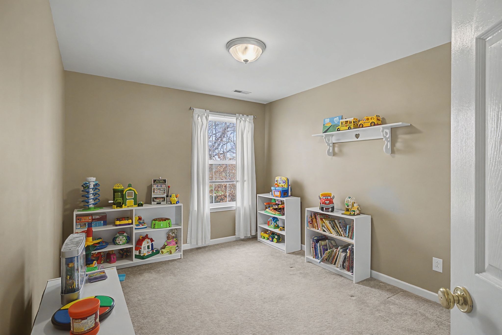 4012 Farmville Court Spring Hill, TN 37174 - Photo 22 of 29 a view of a room with toys