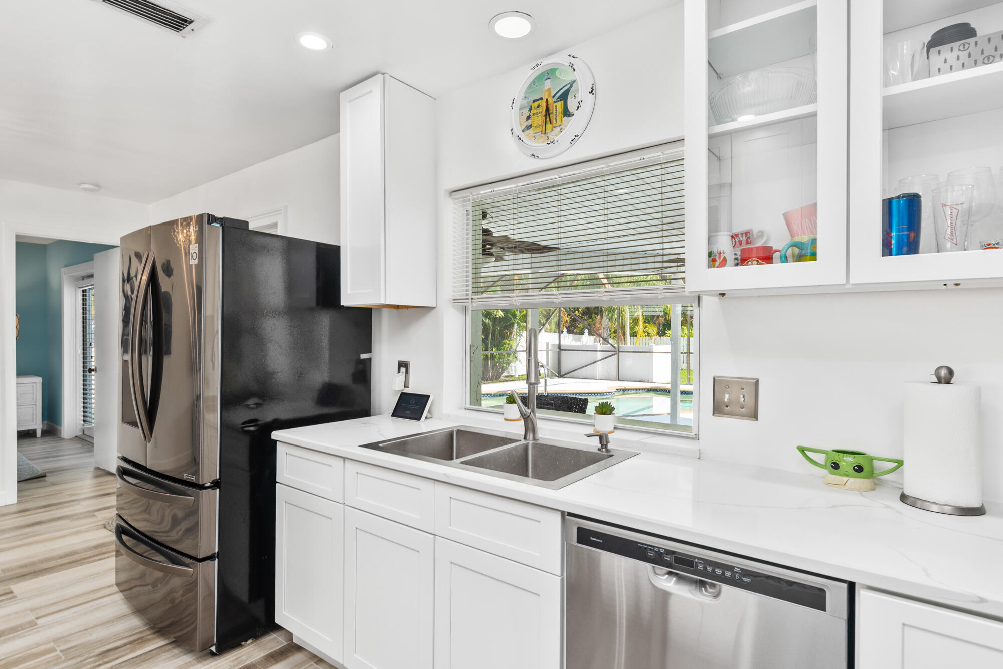 609 Oak Terrace Jupiter, FL 33458 - Photo 11 of 31 609 Oak Terrace, Jupiter, FL 33458 (2)