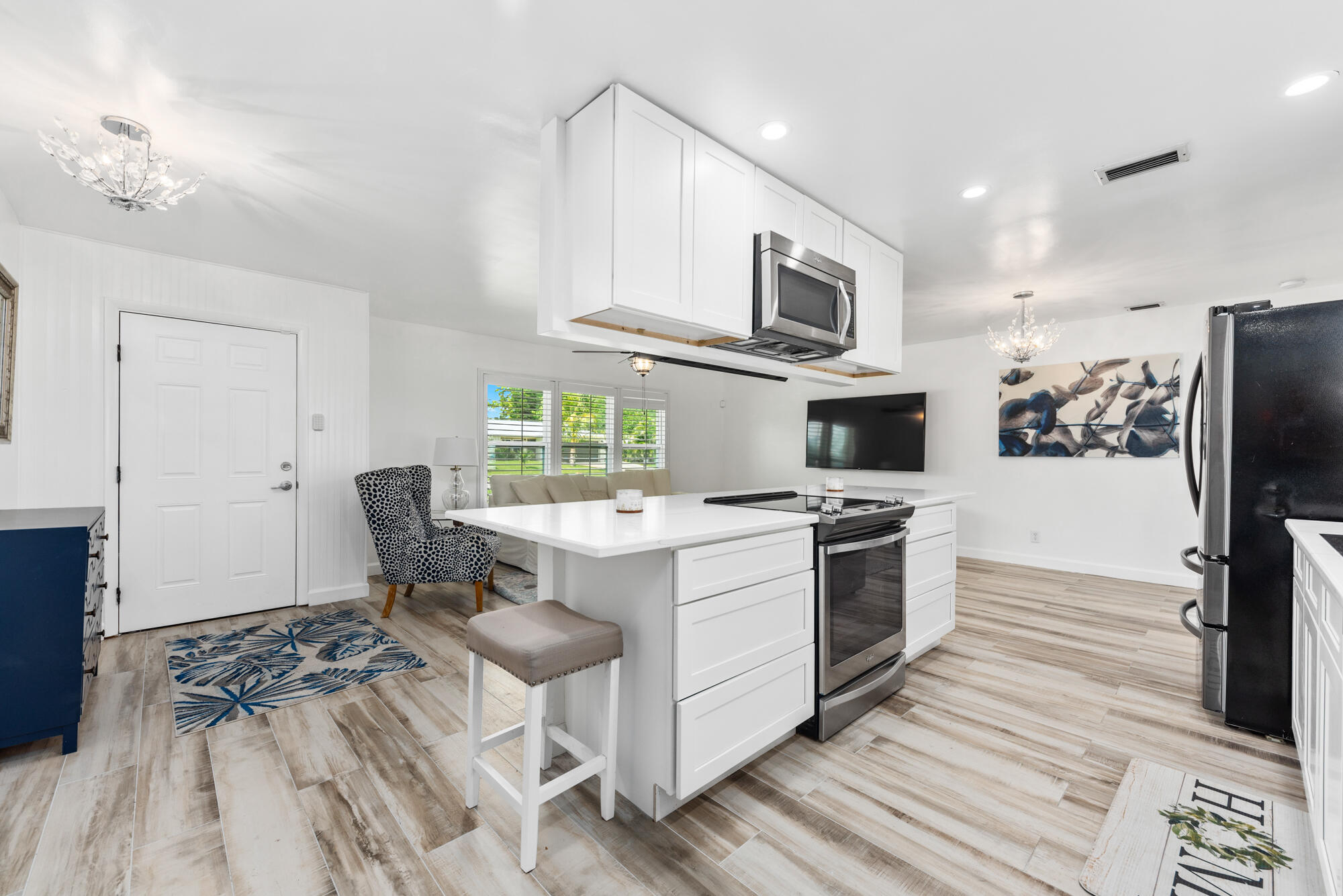 609 Oak Terrace Jupiter, FL 33458 - Photo 12 of 31 609 Oak Terrace, Jupiter, FL 33458 (3)