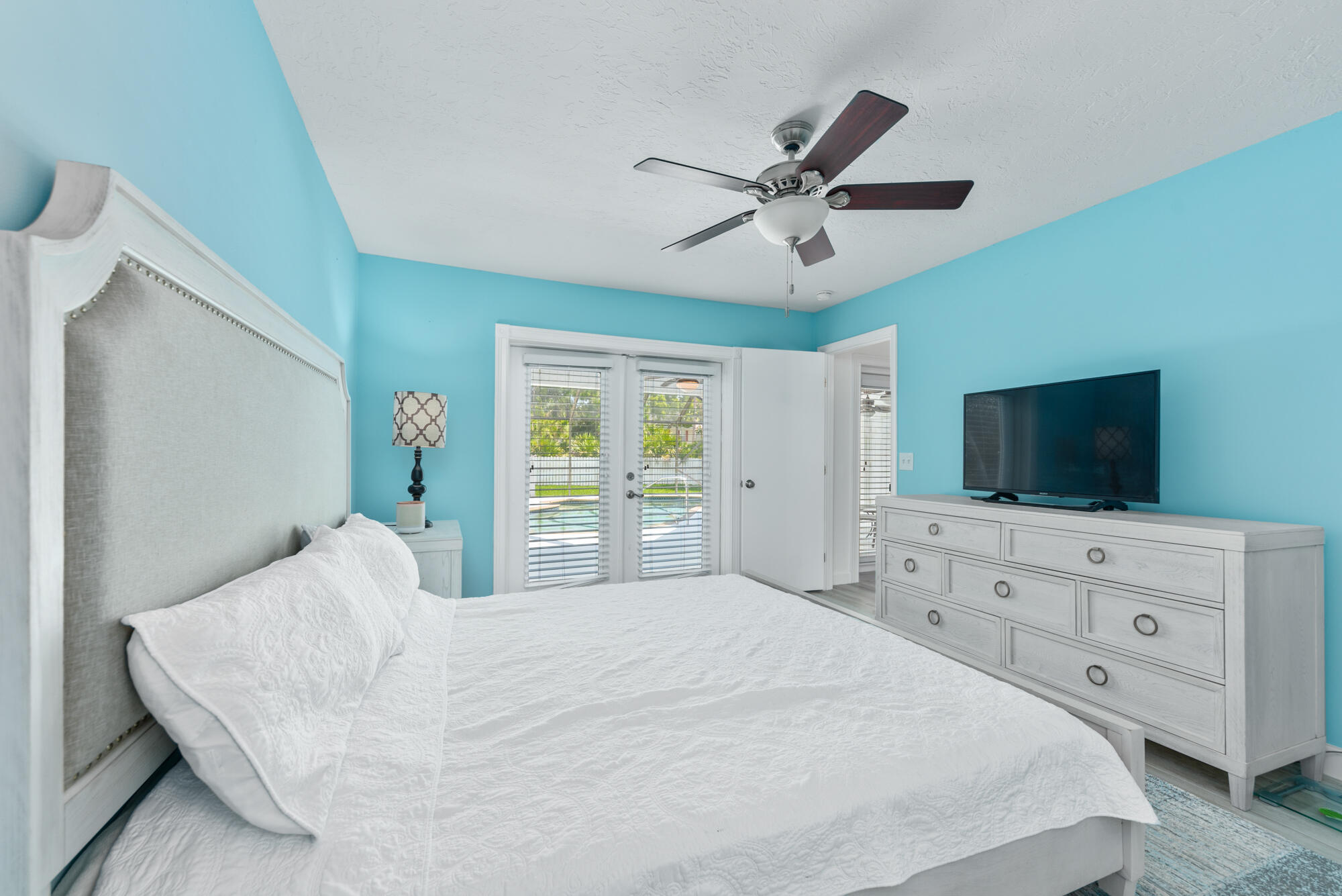 609 Oak Terrace Jupiter, FL 33458 - Photo 16 of 31 609 Oak Terrace, Jupiter, FL 33458 (8)