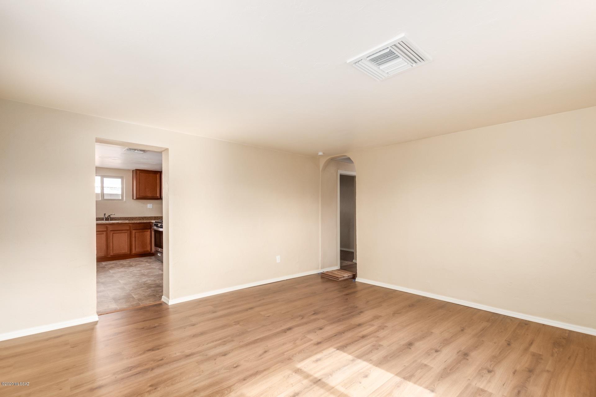 232 West Rillito Street Tucson, AZ 85705 - Photo 6 of 26