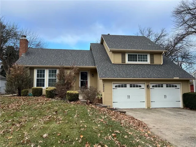 $400,000 | 14900 West 91st Terrace, Lenexa, KS 66215