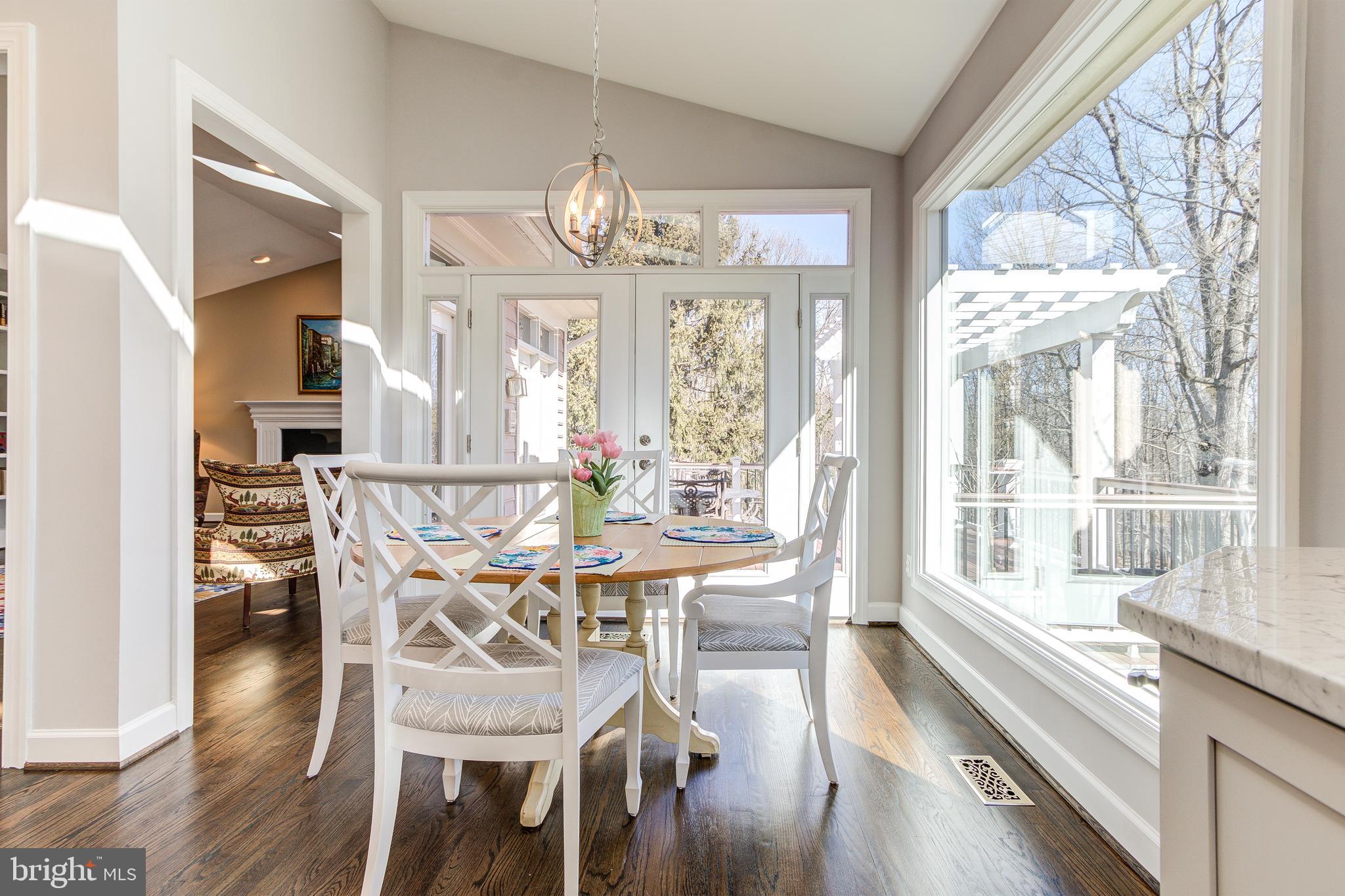 1305 Stamford Way Reston, VA 20194 - Photo 14 of 47 Breakfast area opens to the deck.