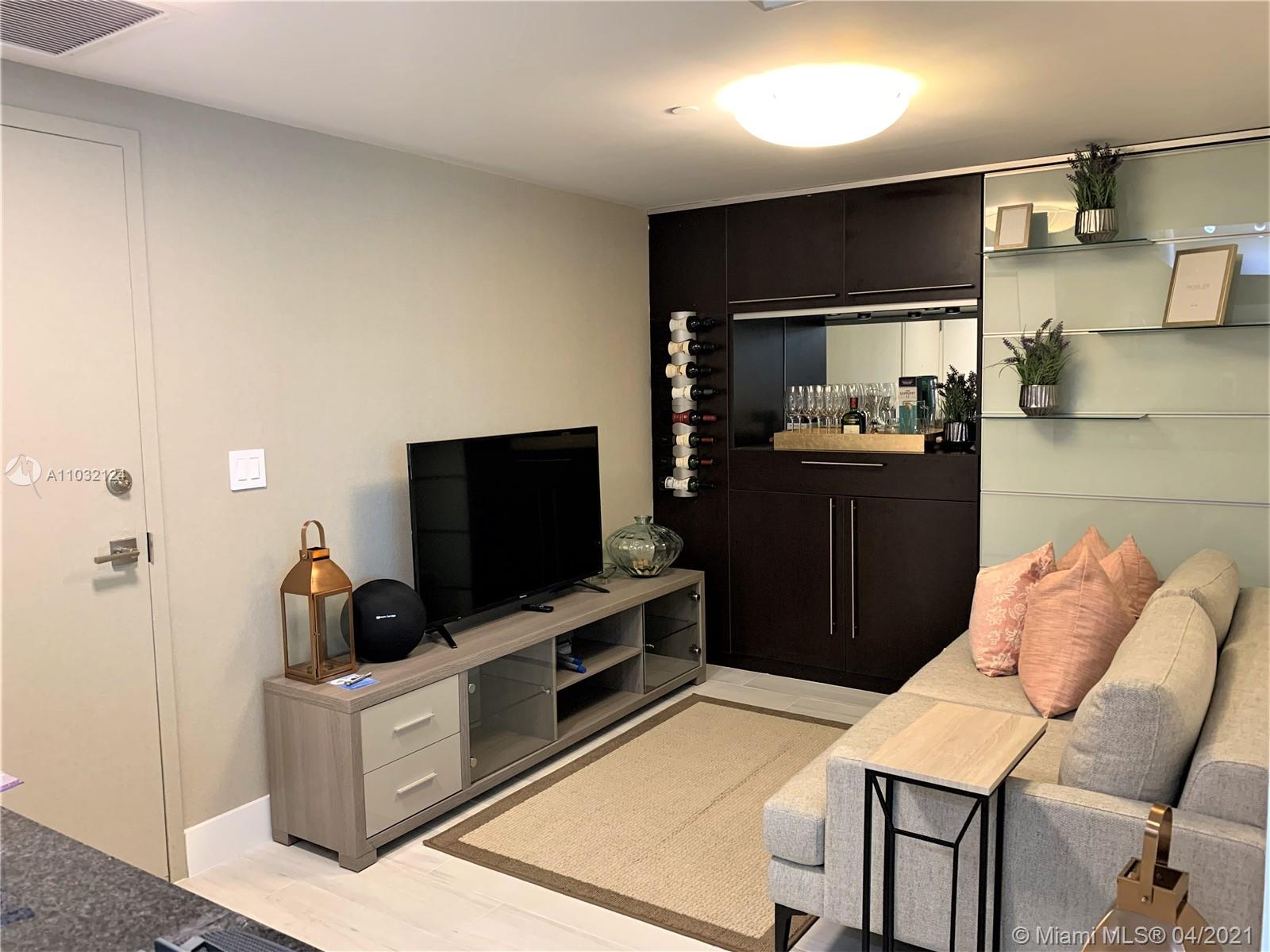 Downtown Miami Miami, FL 33130 - Photo 11 of 28