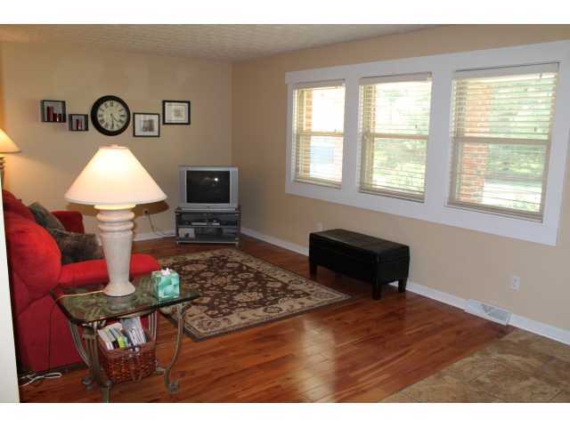 7869 Blacks Road Southwest Pataskala, OH 43062 - Photo 5 of 25