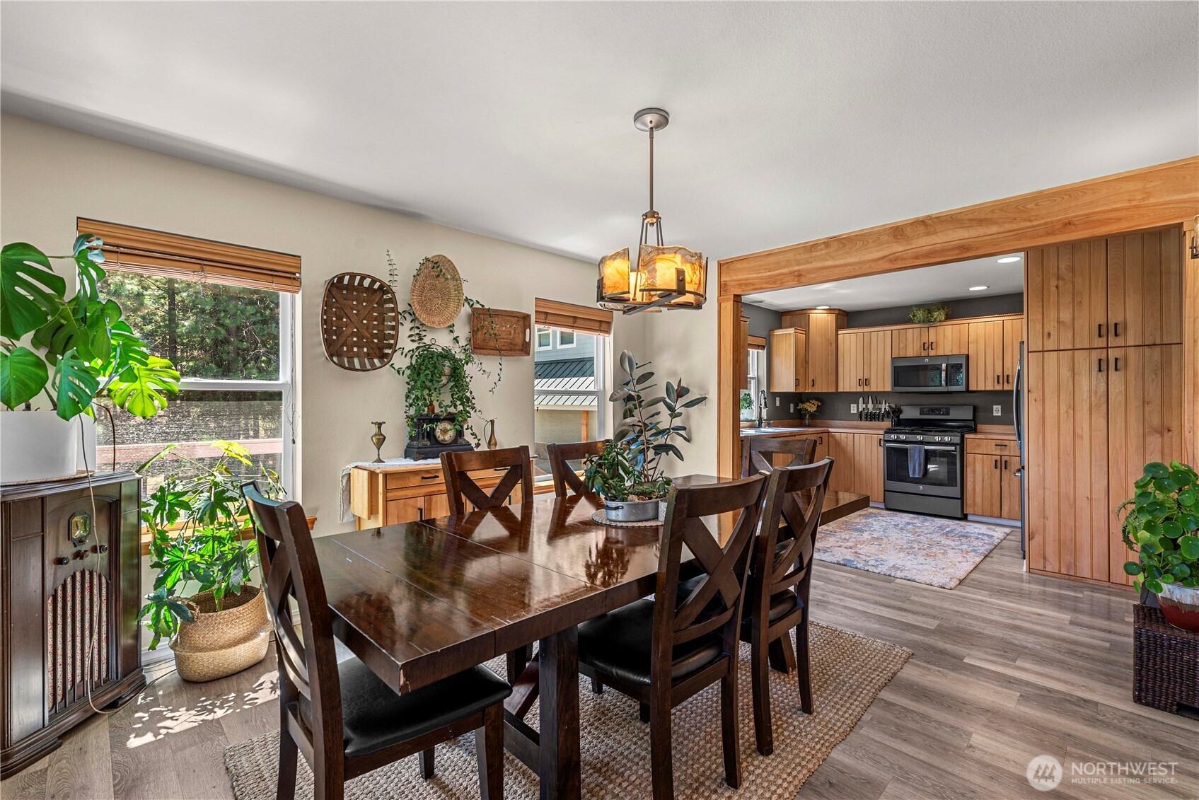 17558 River Road Leavenworth, WA 98826 - Photo 15 of 35 a view of a dining room and livingroom furniture