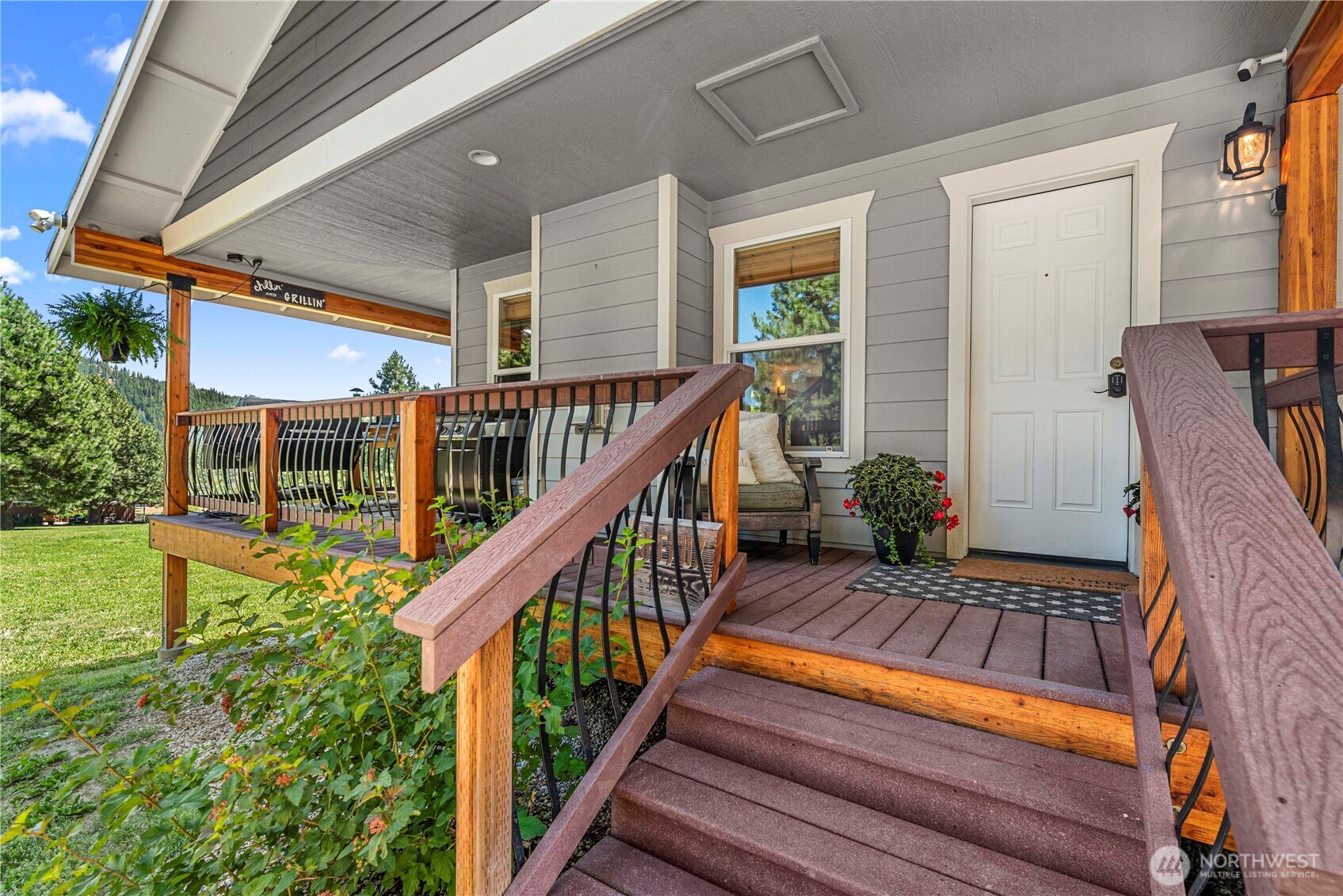 17558 River Road Leavenworth, WA 98826 - Photo 7 of 35 a view of deck with patio