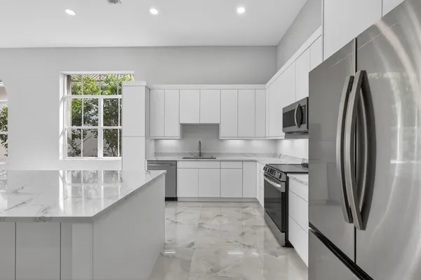 $669,000 | 6935 Fairway Lakes Drive, Boynton Beach, FL 33472