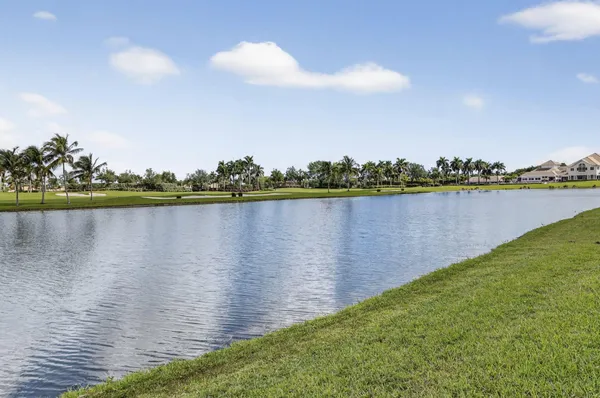$669,000 | 6935 Fairway Lakes Drive, Boynton Beach, FL 33472