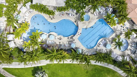 $669,000 | 6935 Fairway Lakes Drive, Boynton Beach, FL 33472