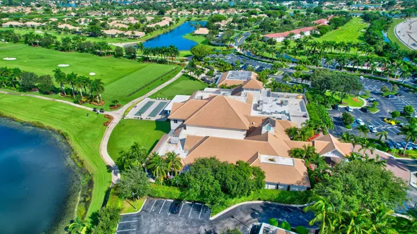 $669,000 | 6935 Fairway Lakes Drive, Boynton Beach, FL 33472