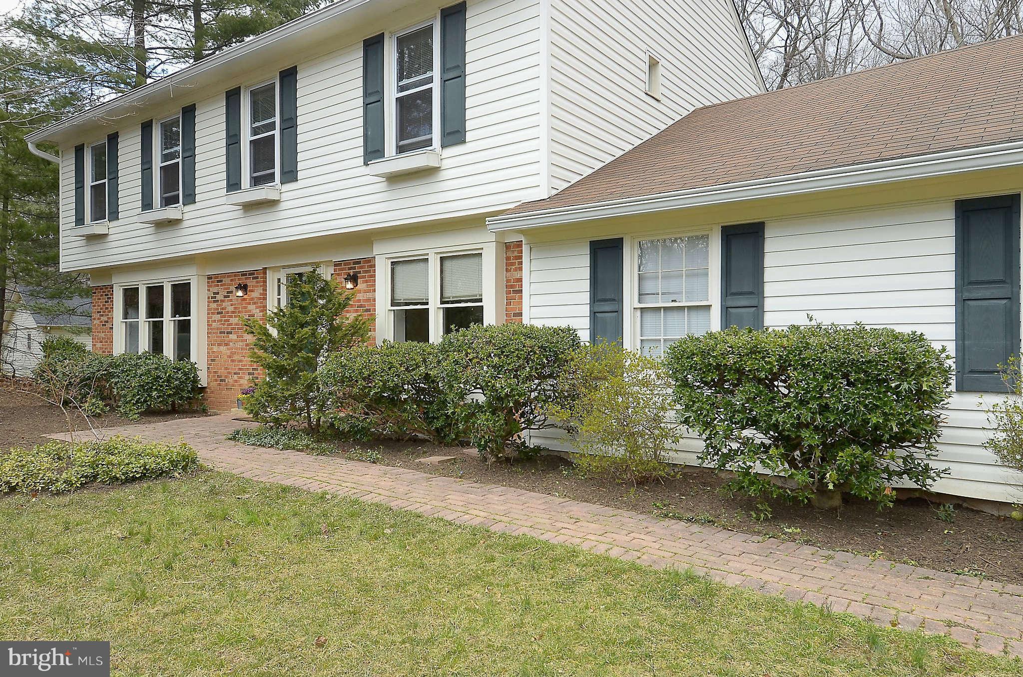 5005 Pheasant Ridge Road Fairfax, VA 22030 - Photo 1 of 30 Exterior (Front)