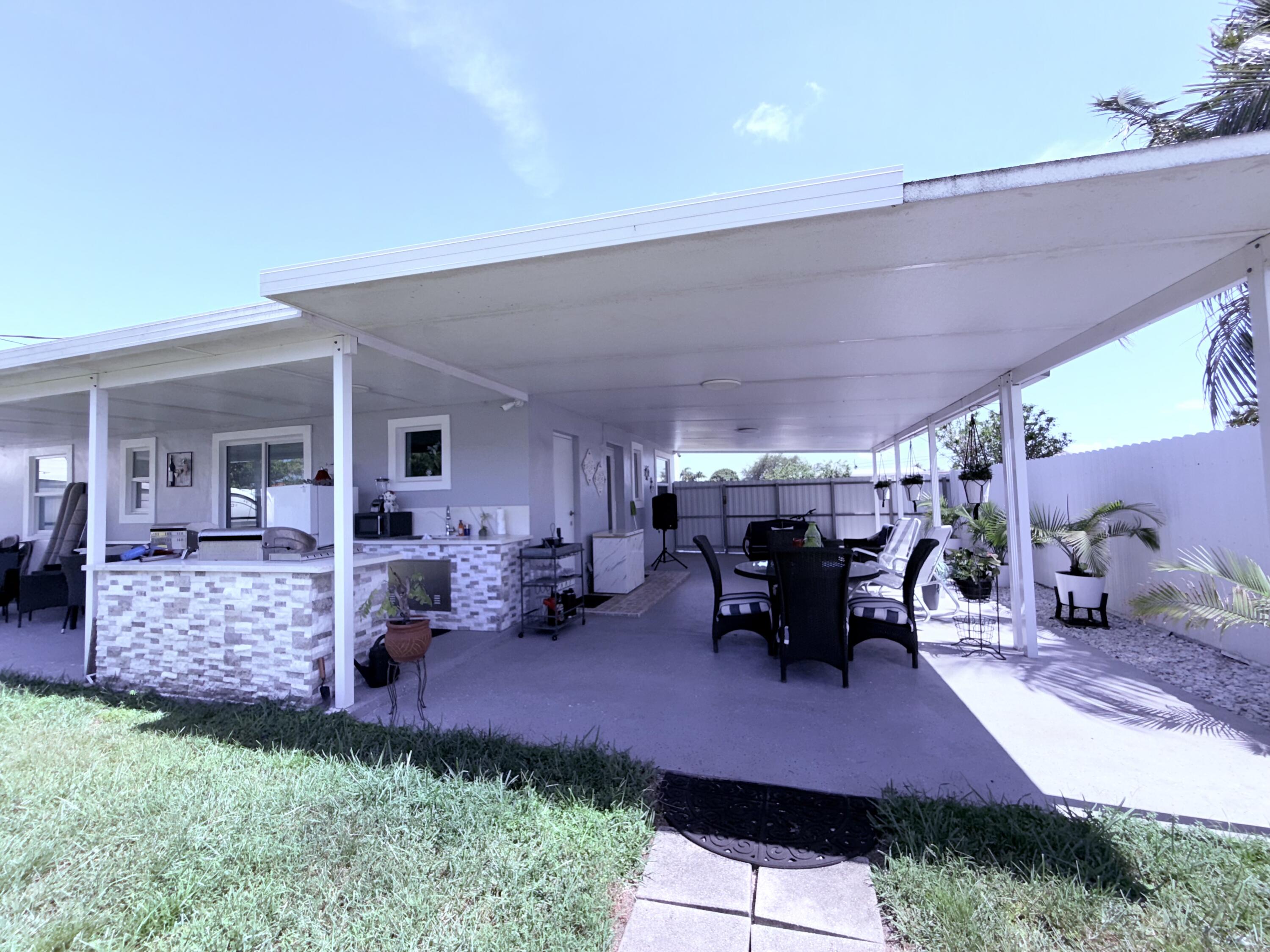 9235 Southwest 41st Street Miami, FL 33165 - Photo 61 of 63 IMG_7996
