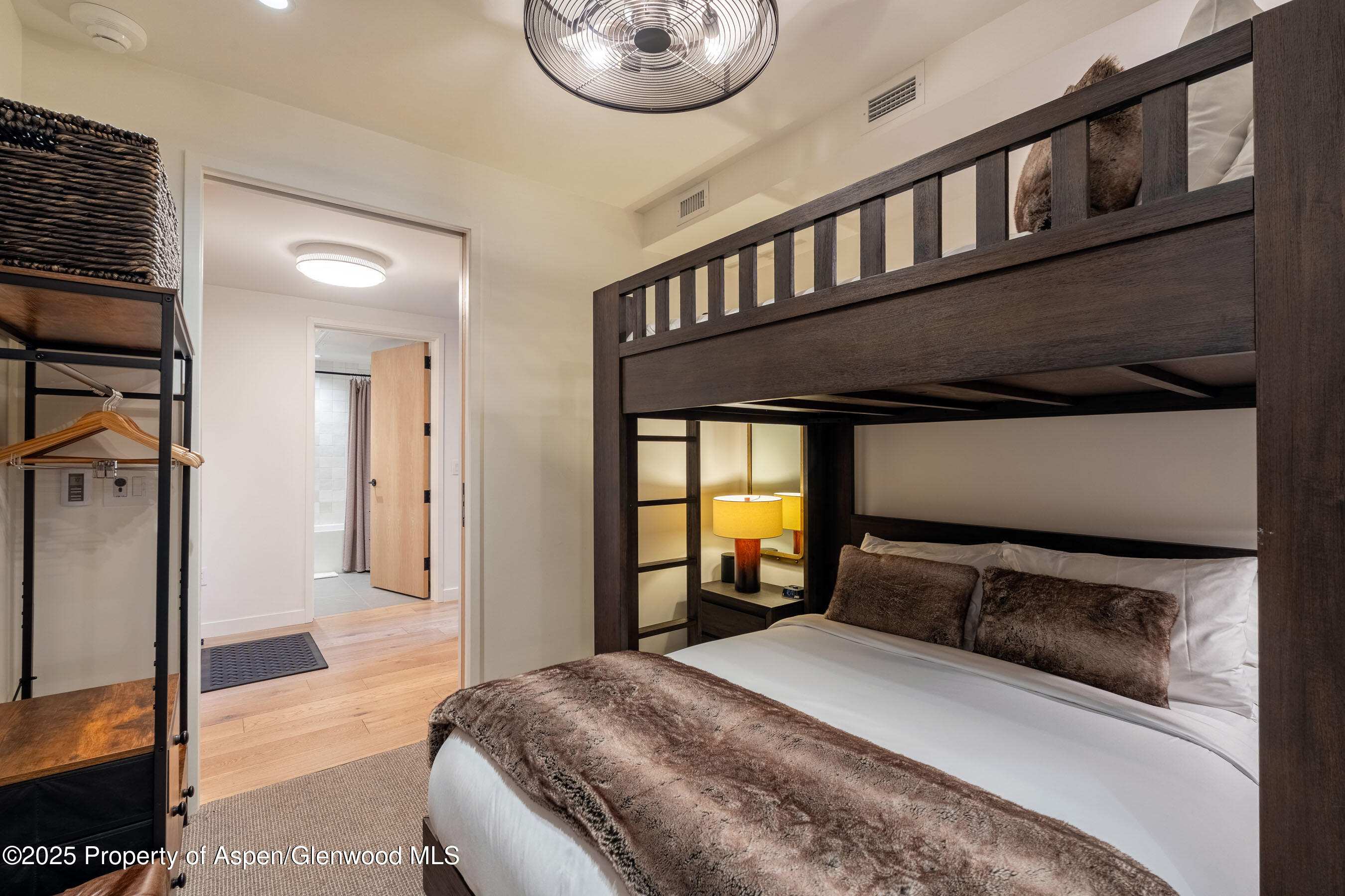 119 Wood Road, Unit 607 Snowmass Village, CO 81615 - Photo 11 of 18 Bunk Room
