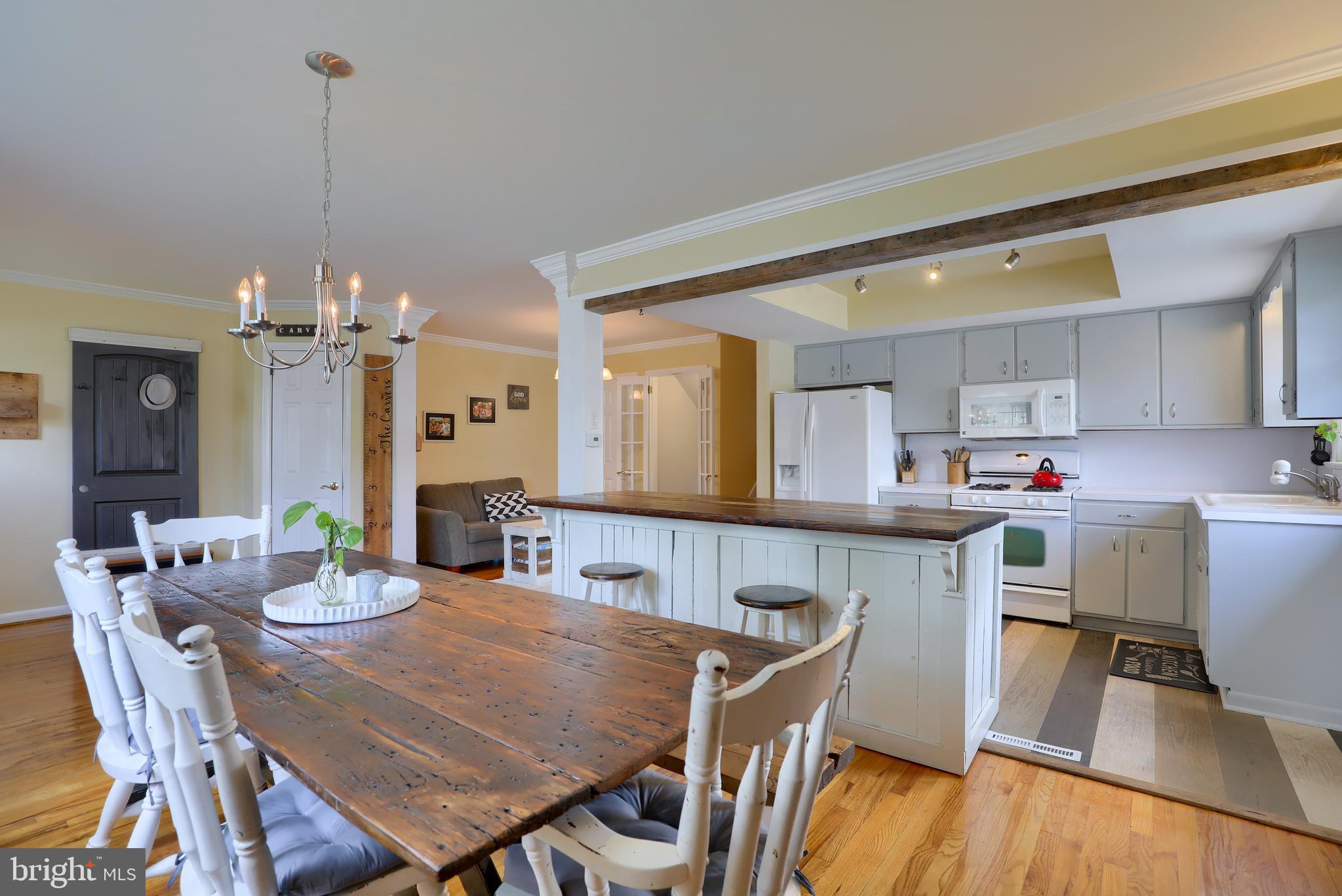 534 Golden Street Lititz, PA 17543 - Photo 7 of 33