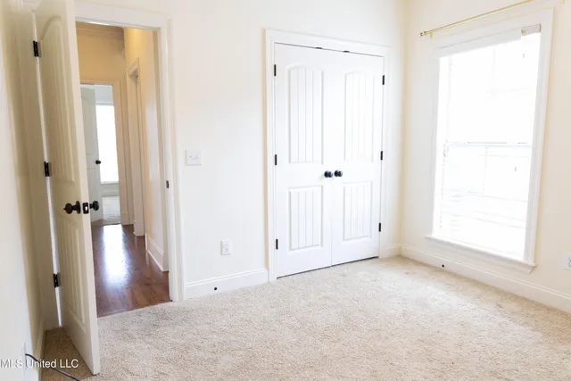 $2,900 | 116 Essen Lane, Madison, MS 39110