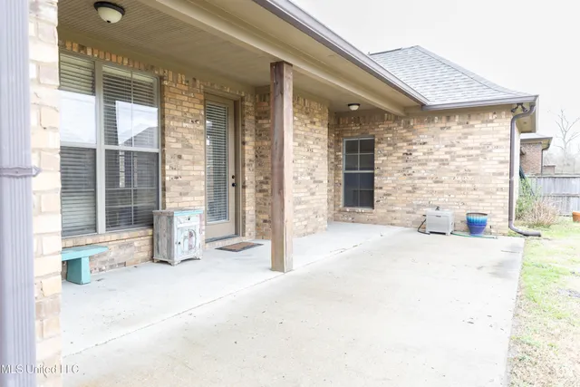 $2,900 | 116 Essen Lane, Madison, MS 39110