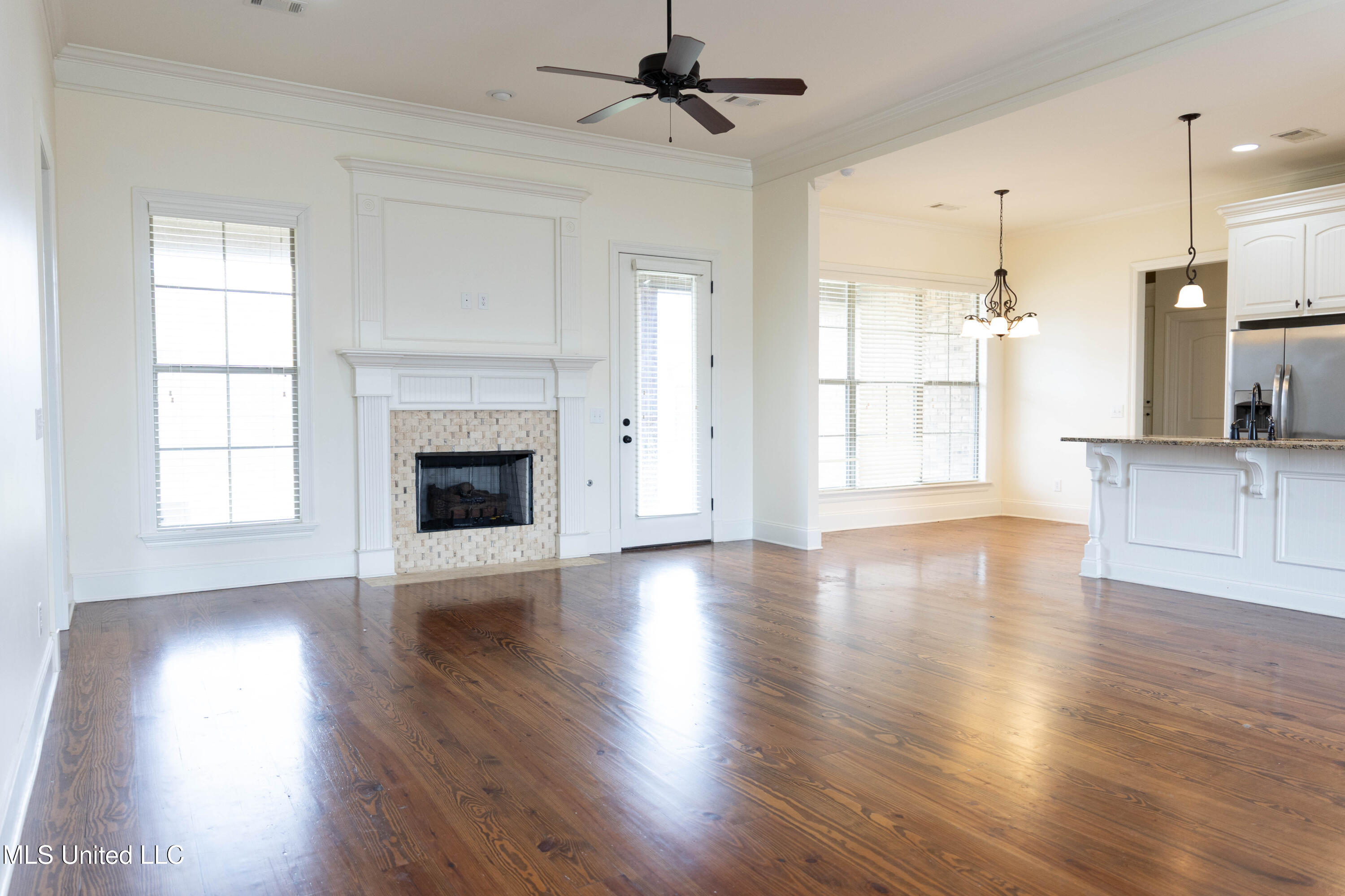 116 Essen Lane Madison, MS 39110 - Photo 6 of 46 116EssenLane_Madison_March2025-6