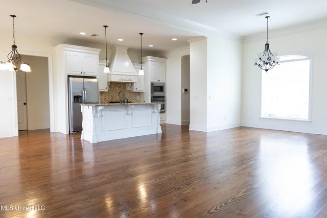 $2,900 | 116 Essen Lane, Madison, MS 39110